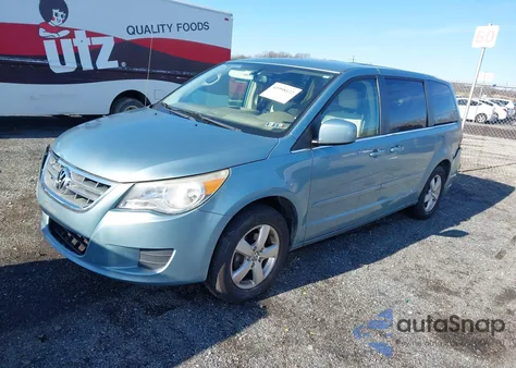 2010 Volkswagen Routan Se from USA, damaged, VIN 2V4RW3D19AR246102